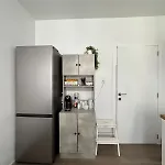 게스트하우스 De Luxe Dubai , Chambre, Salon Et Sdb Prives, Cuisine Partagee 3*