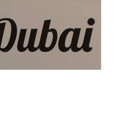 De Luxe Dubai , Chambre, Salon Climatise, Sdb Et Kitchenette Privees 3*