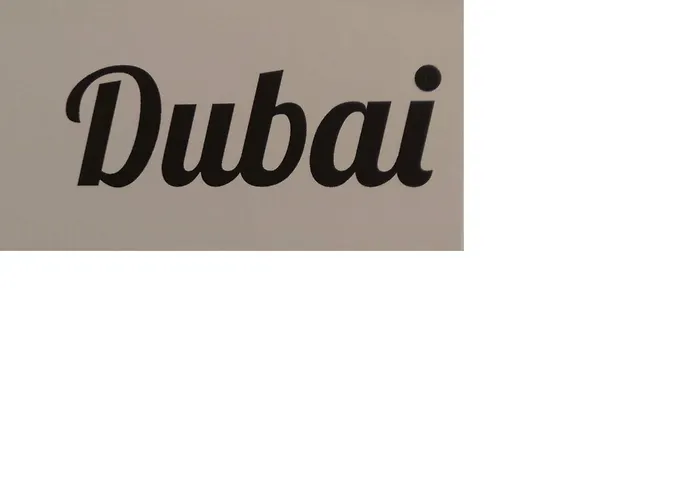 De Luxe Dubai , Chambre, Salon Et Sdb Privés, Cuisine Partagée 3*